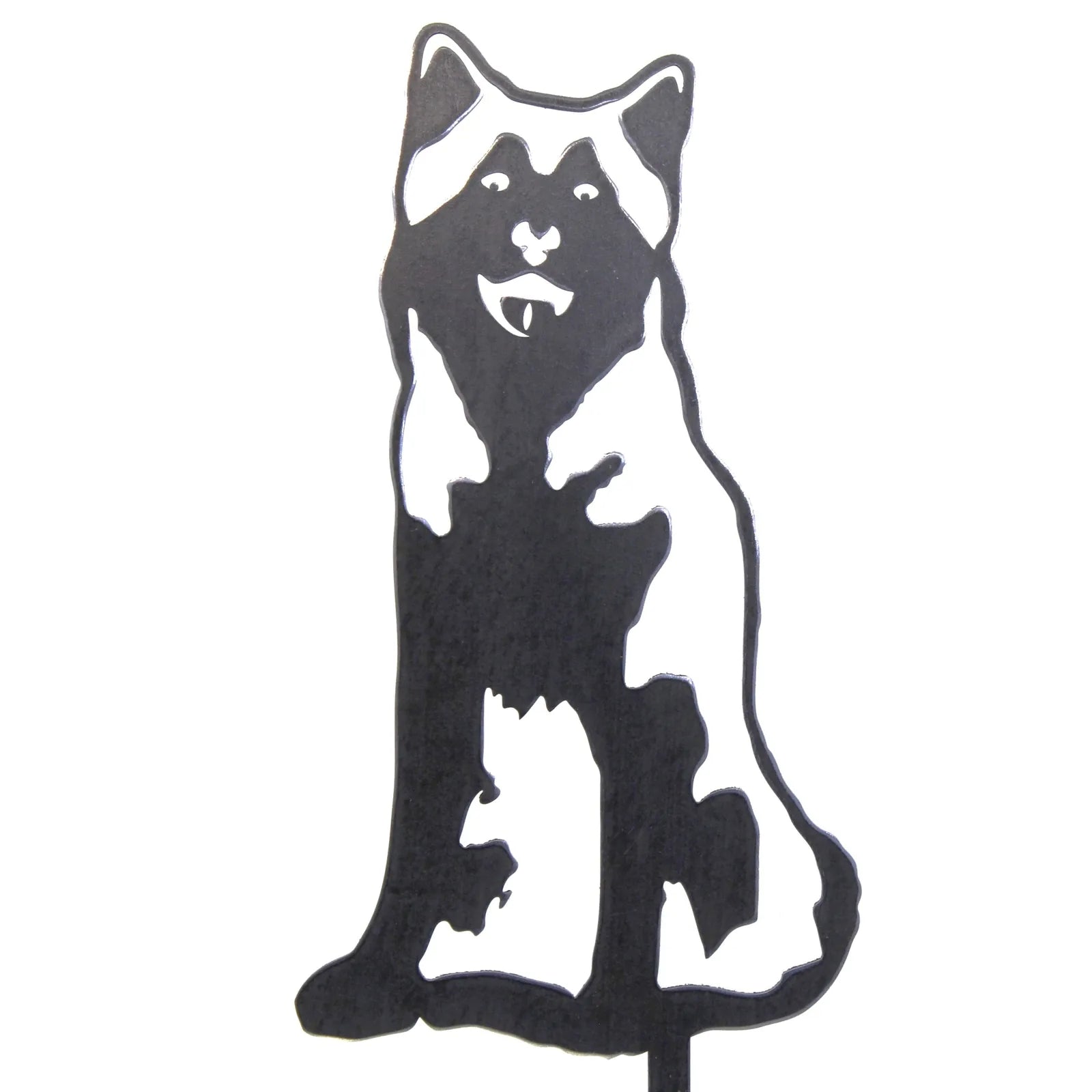 Alaskan Malamute silhouette in matte black metal, showcasing intricate detailing for outdoor dog decor.