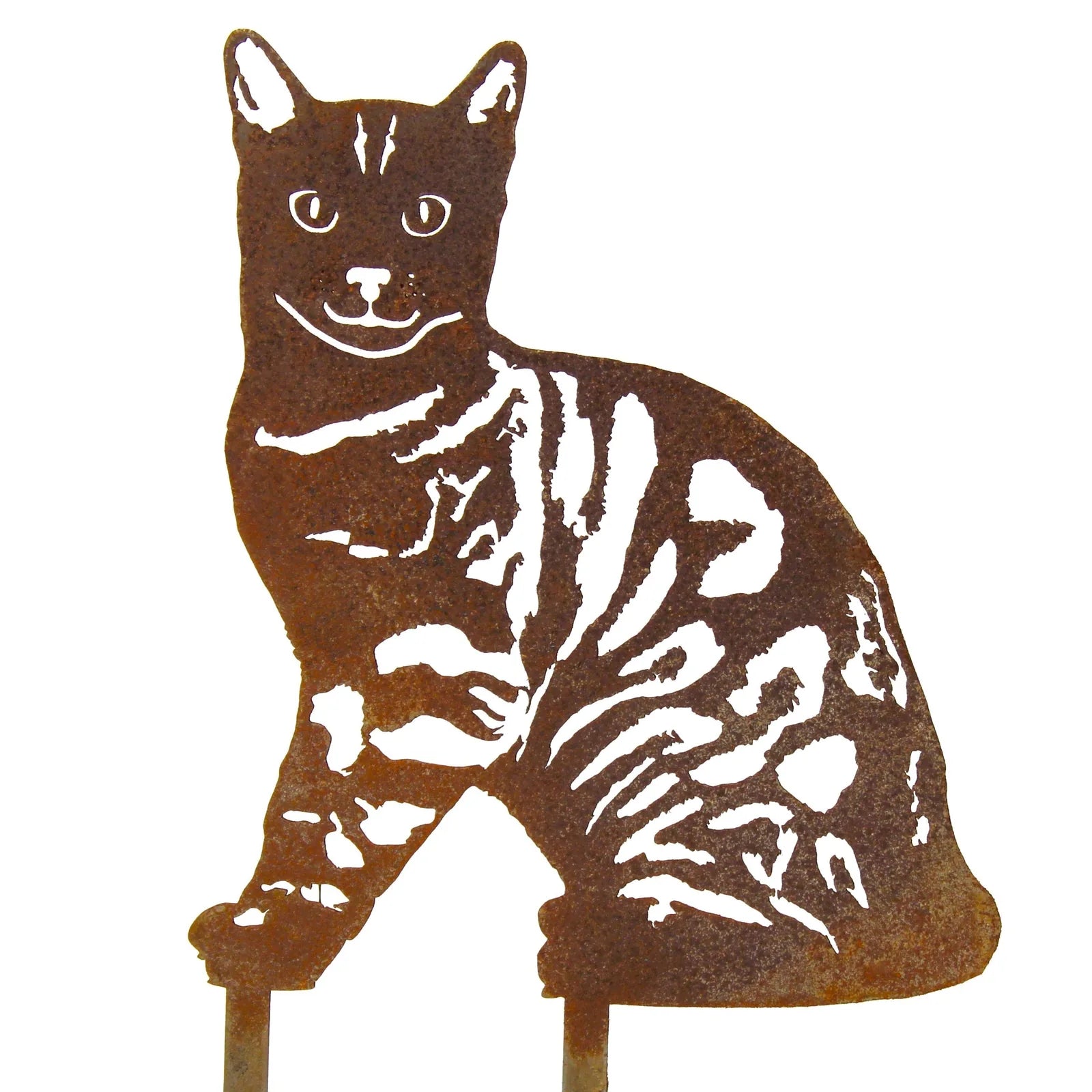 Bengal cat silhouette in rusted Corten steel, showcasing intricate cutouts and a decorative outdoor design.
