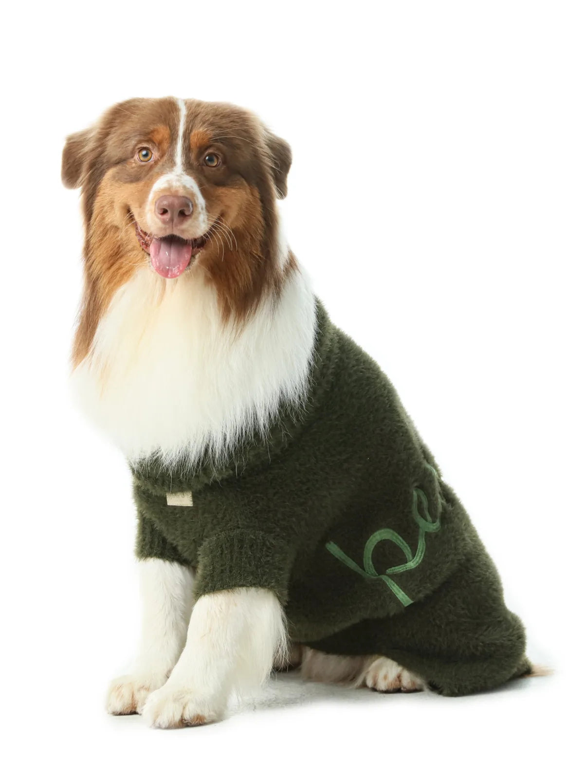 Cozy green fleece dog sweater featuring a stretchy design for comfort and movement, ideal for chilly days.