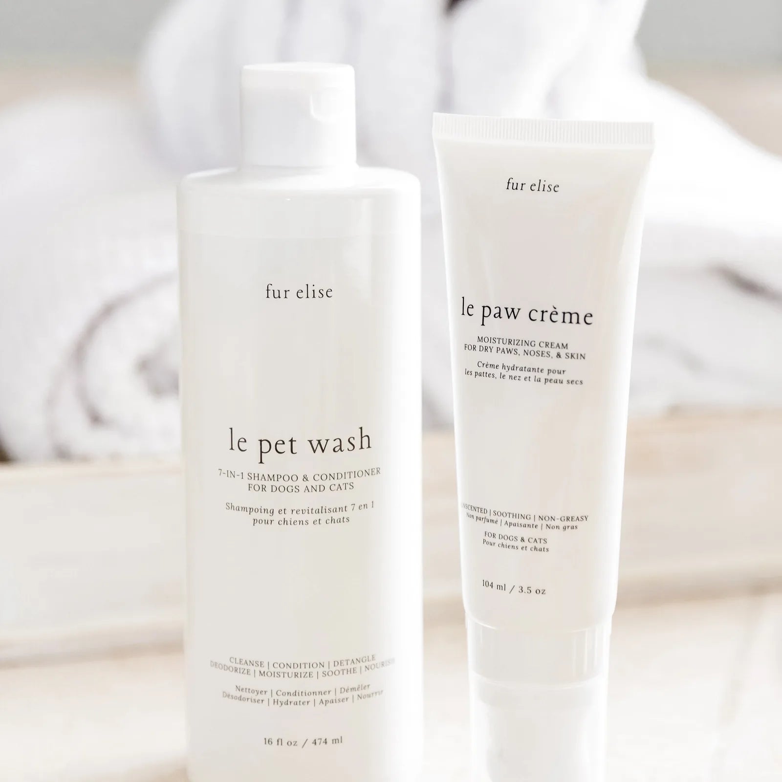 Le Pawsh Set features Le Pet Wash and Le Paw Crème, both in elegant white packaging with subtle branding.