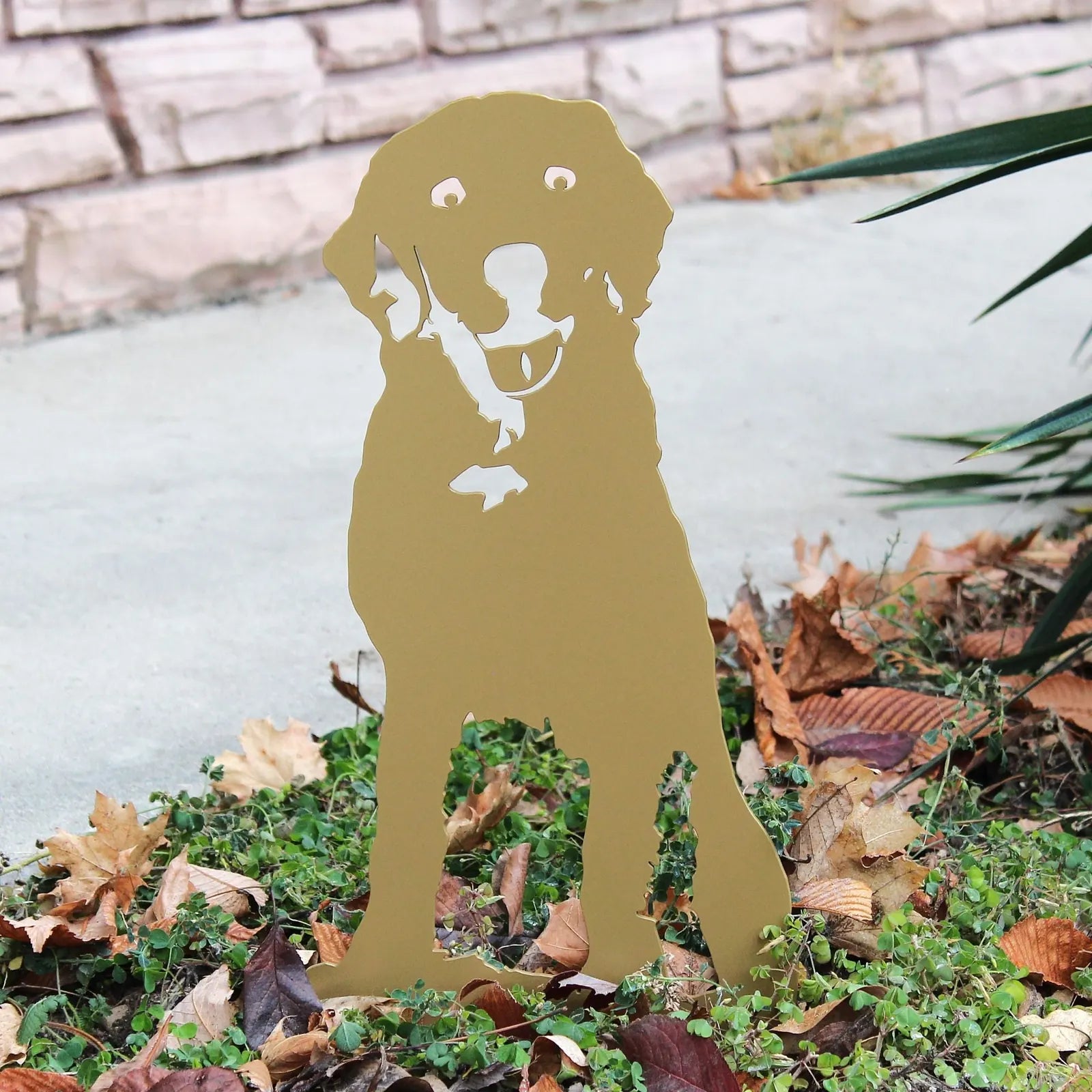 Special Edition gold Labrador Retriever silhouette made from durable Corten steel, showcasing a happy, playful design amon...