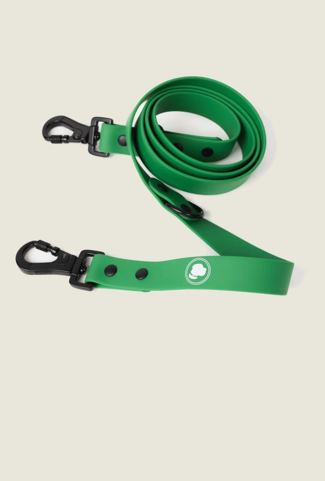 Adjustable Clover Green dog leash with a secure black clasp, designed for all-weather and easy cleaning.