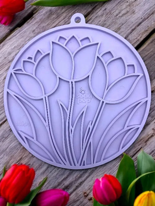 Light purple Tulip Design eMat with textured floral pattern, made from food-safe material, ideal for pet enrichment.